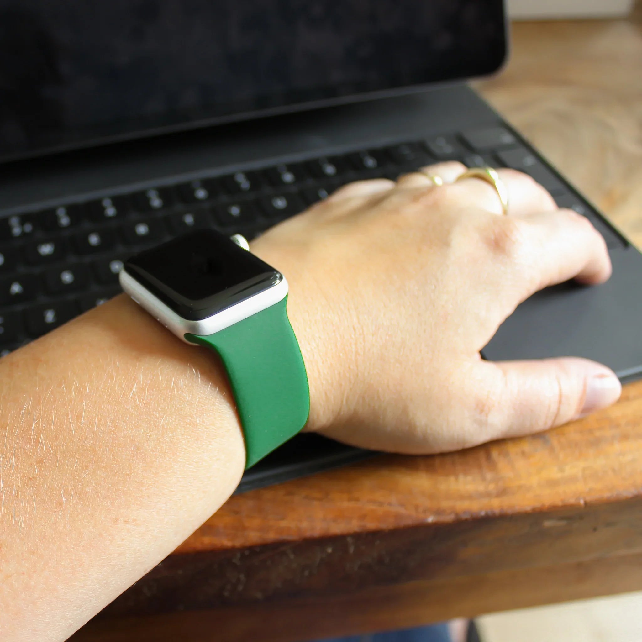 Bracelet Apple Watch - silicone - solo loop - trèfle