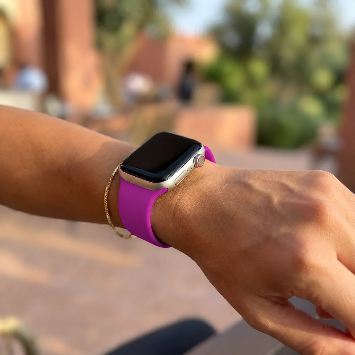 Bracelet Apple Watch Autumn - silicone - magenta