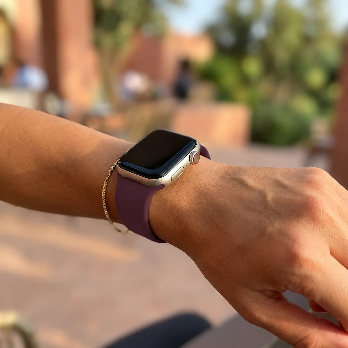 Bracelet Apple Watch Autumn - silicone - bordeaux