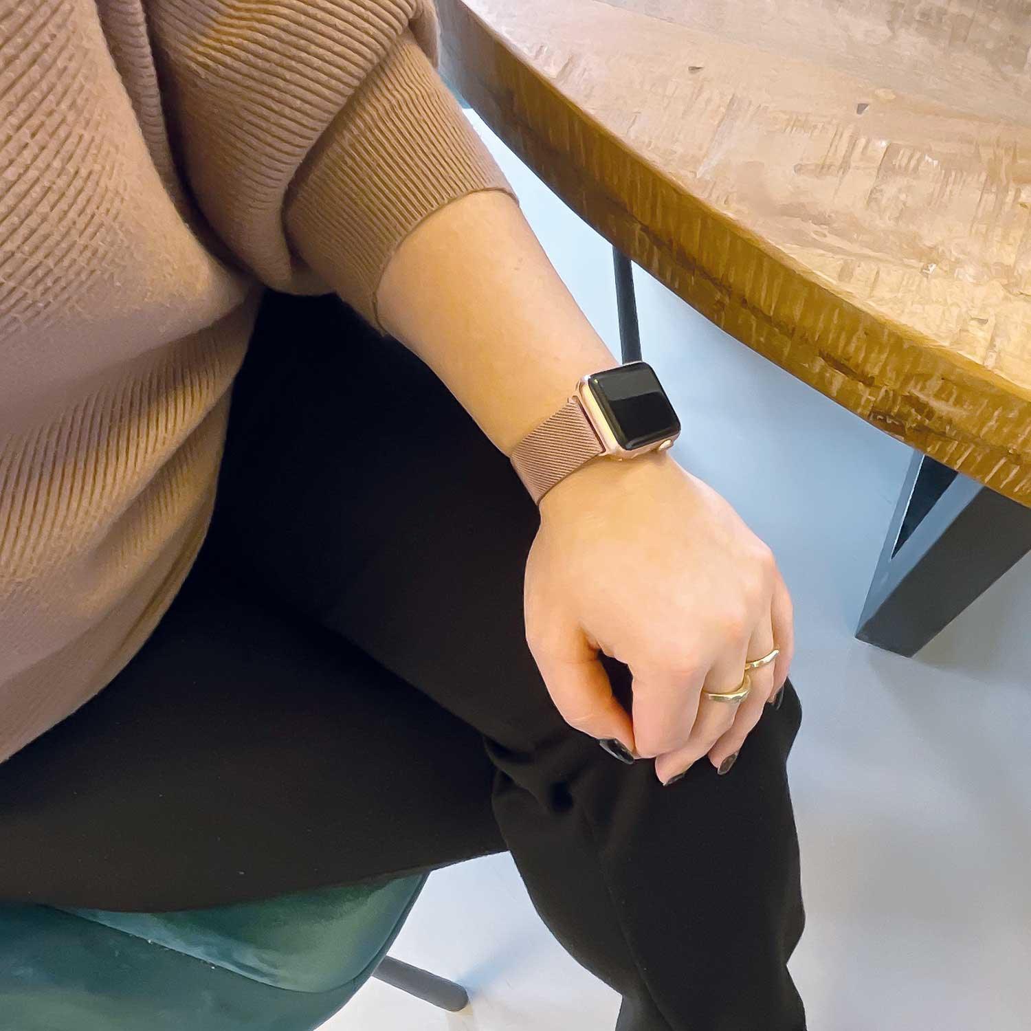 Bracelet Apple Watch Fiore - milanais - rose rouge