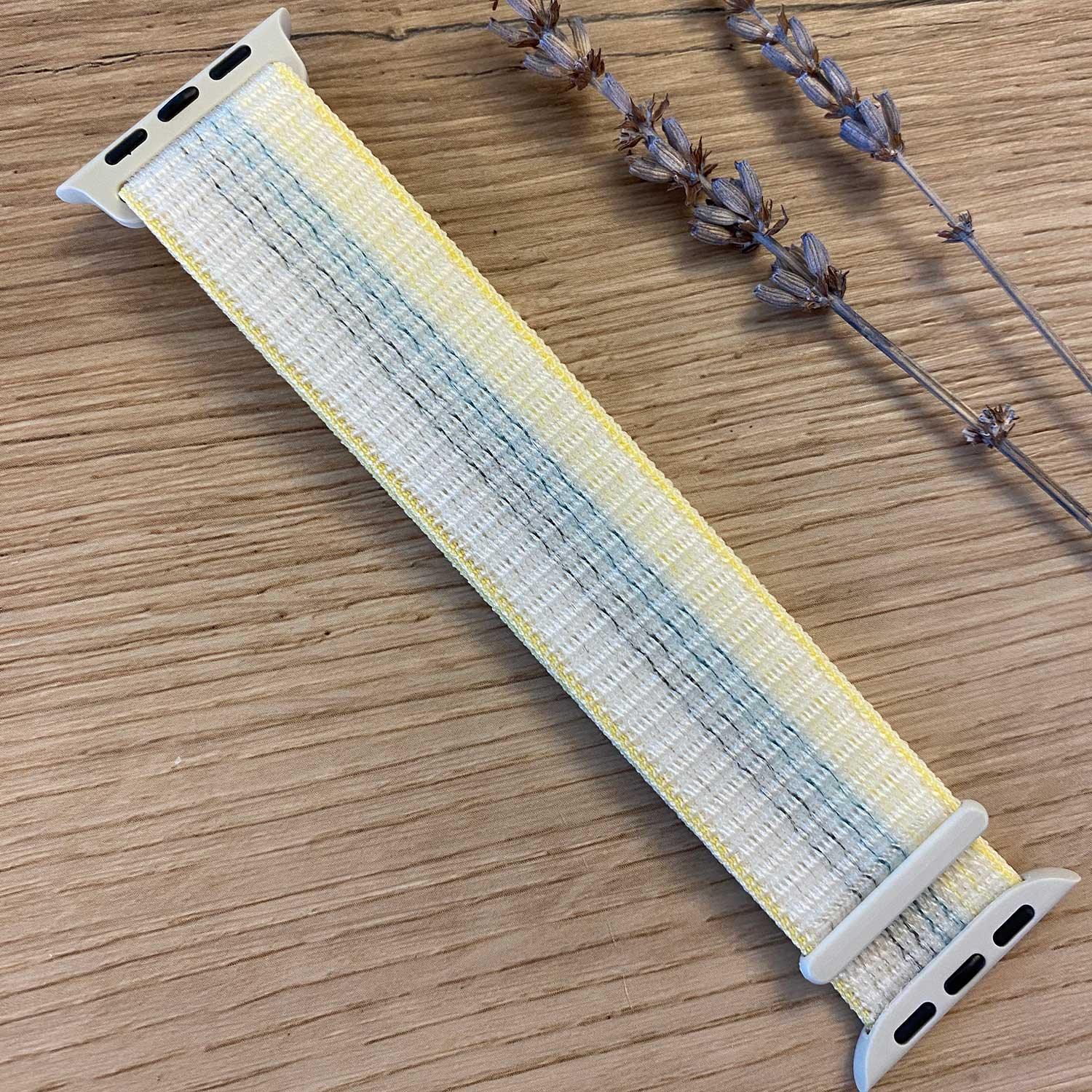 Bracelet Apple Watch Osvo - tissé - nylon - lumière stellaire multi