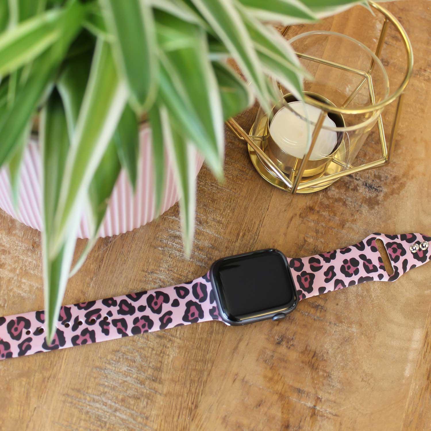 Bracelet Apple Watch imprimé - silicone - panthère rose clair