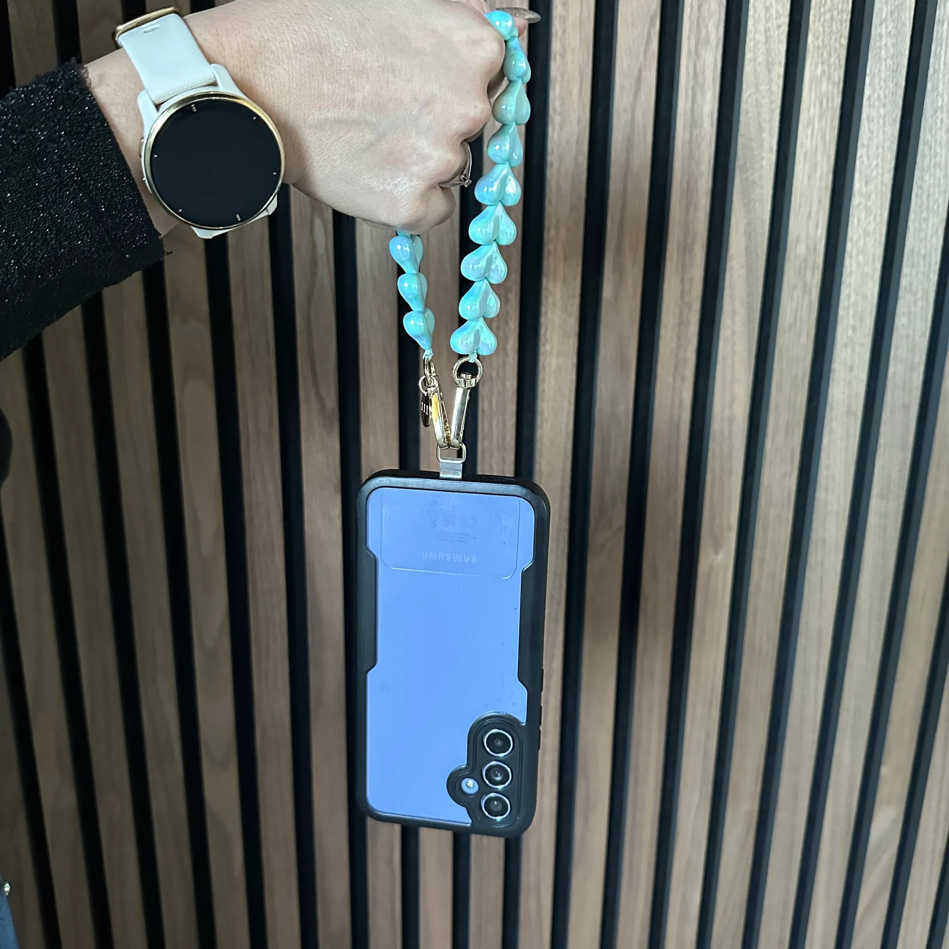 Cordon de téléphone Cœur - vert brillant - doré