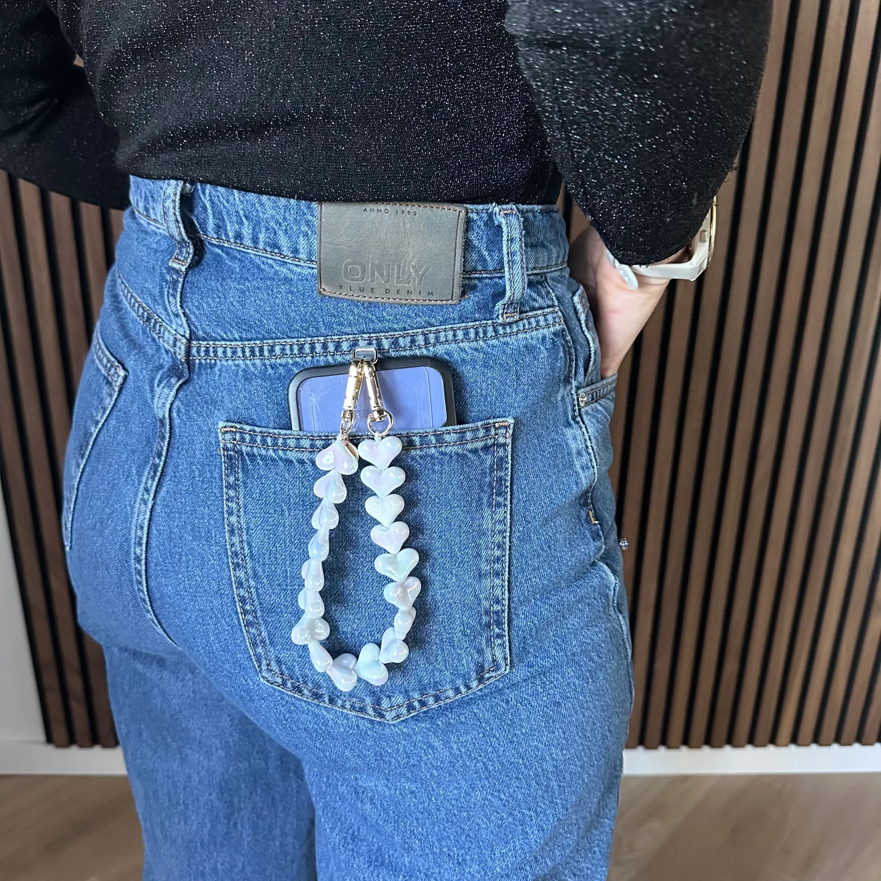 Cordon de téléphone Cœur - blanc brillant - doré