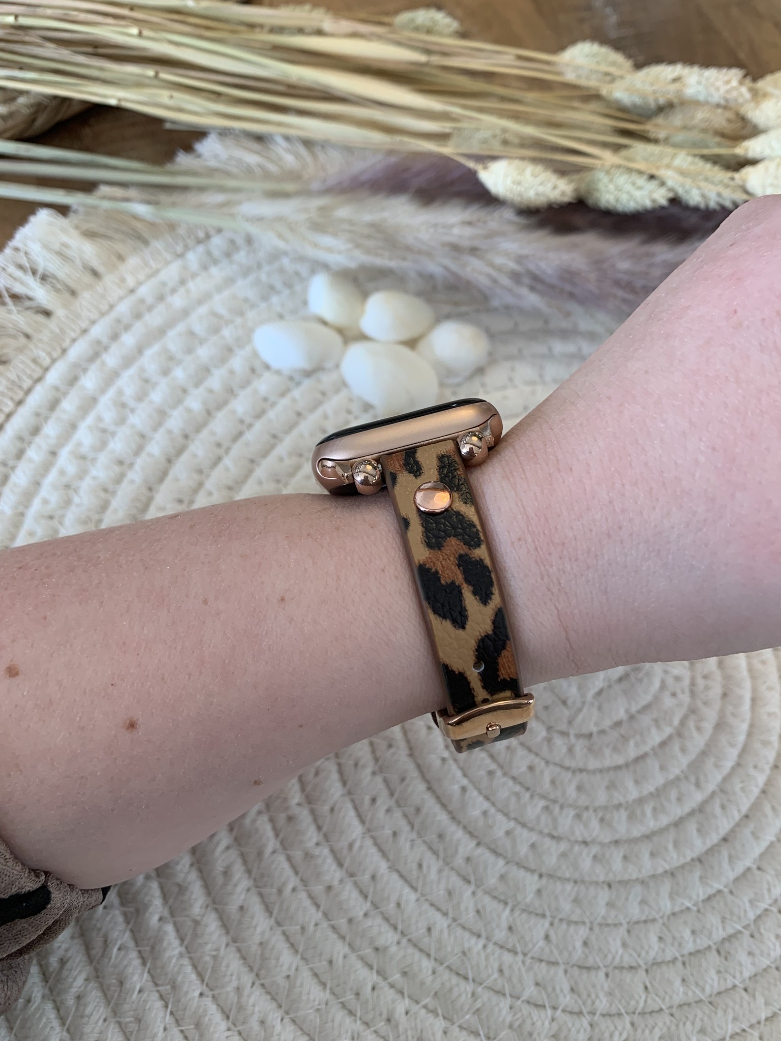 Bracelet en cuir fin Apple Watch - léopard