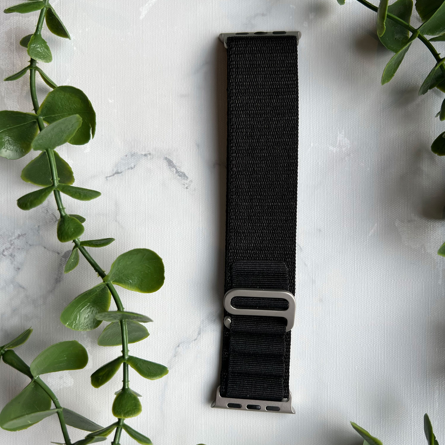 Bracelet Alpine en nylon Apple Watch - noir