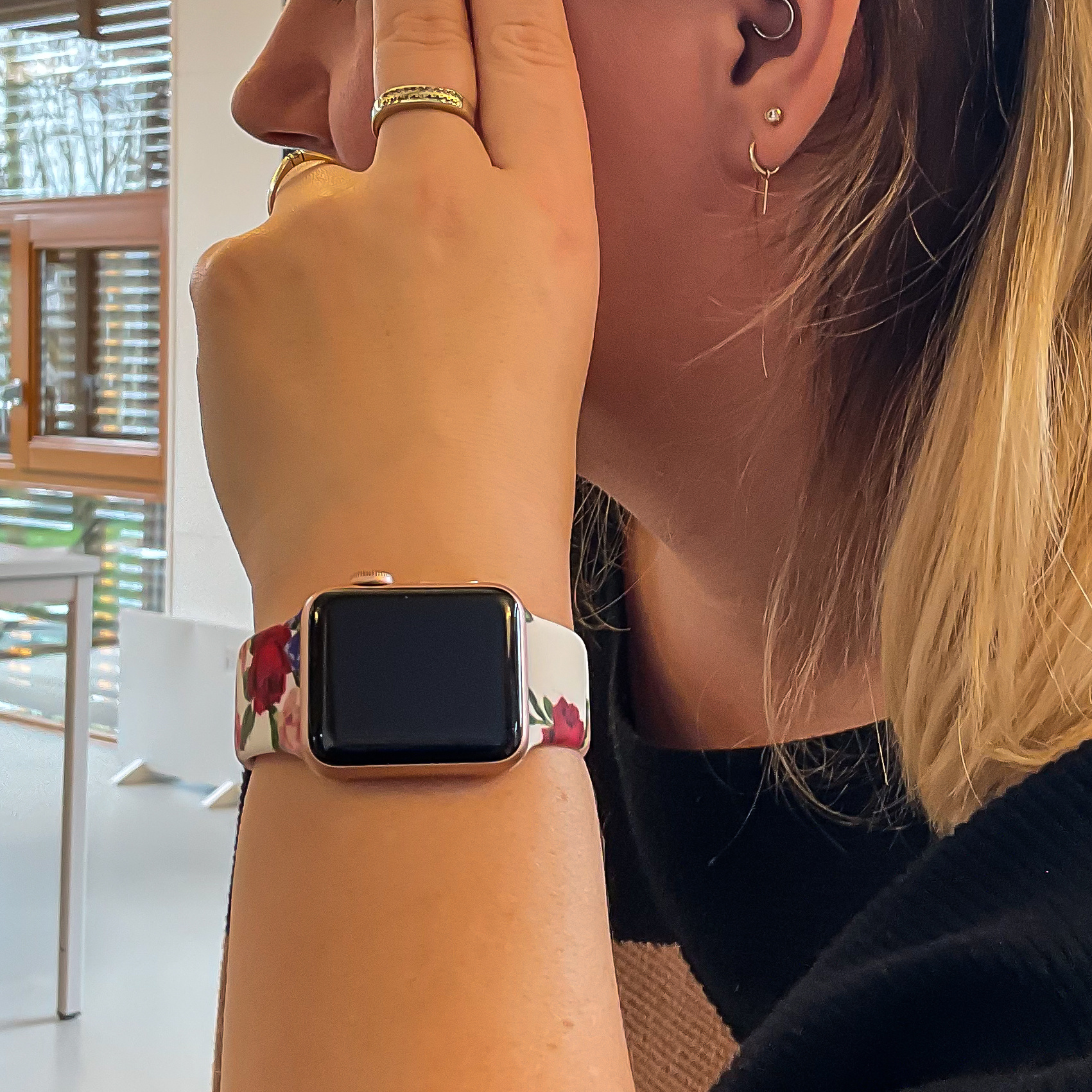 Bracelet sport imprimé Apple Watch - roses