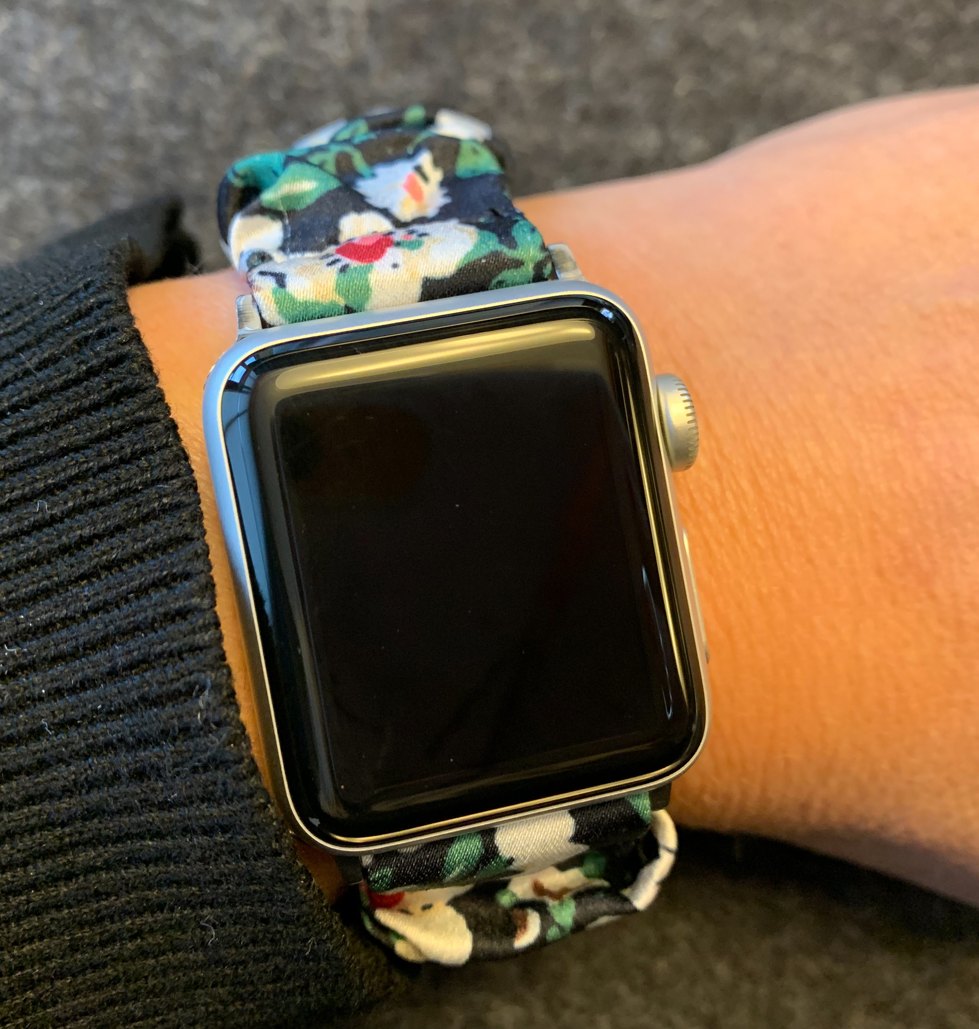 Bracelet nylon chouchou Apple Watch - fleurs