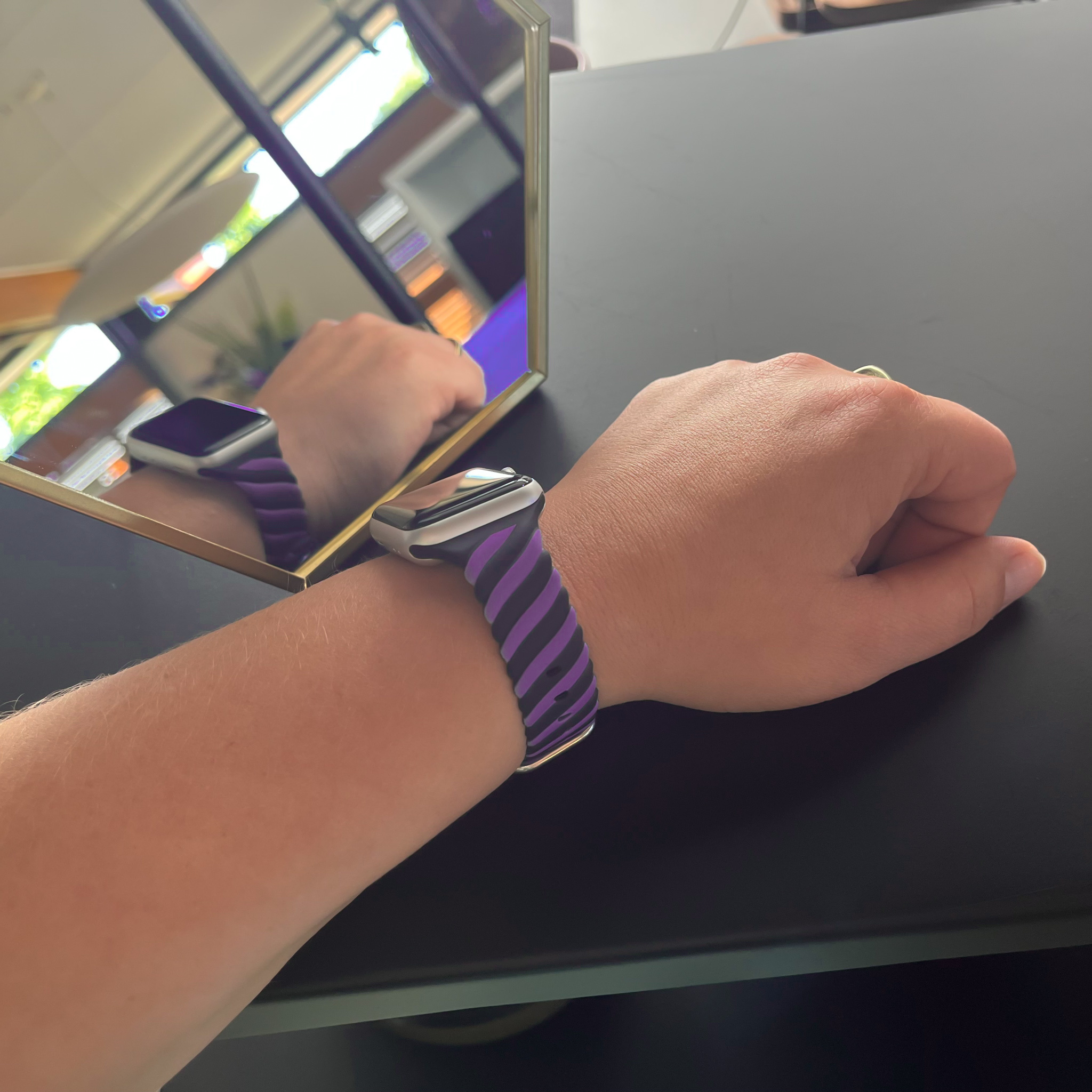 Bracelet sport swirl Apple Watch - noir violet