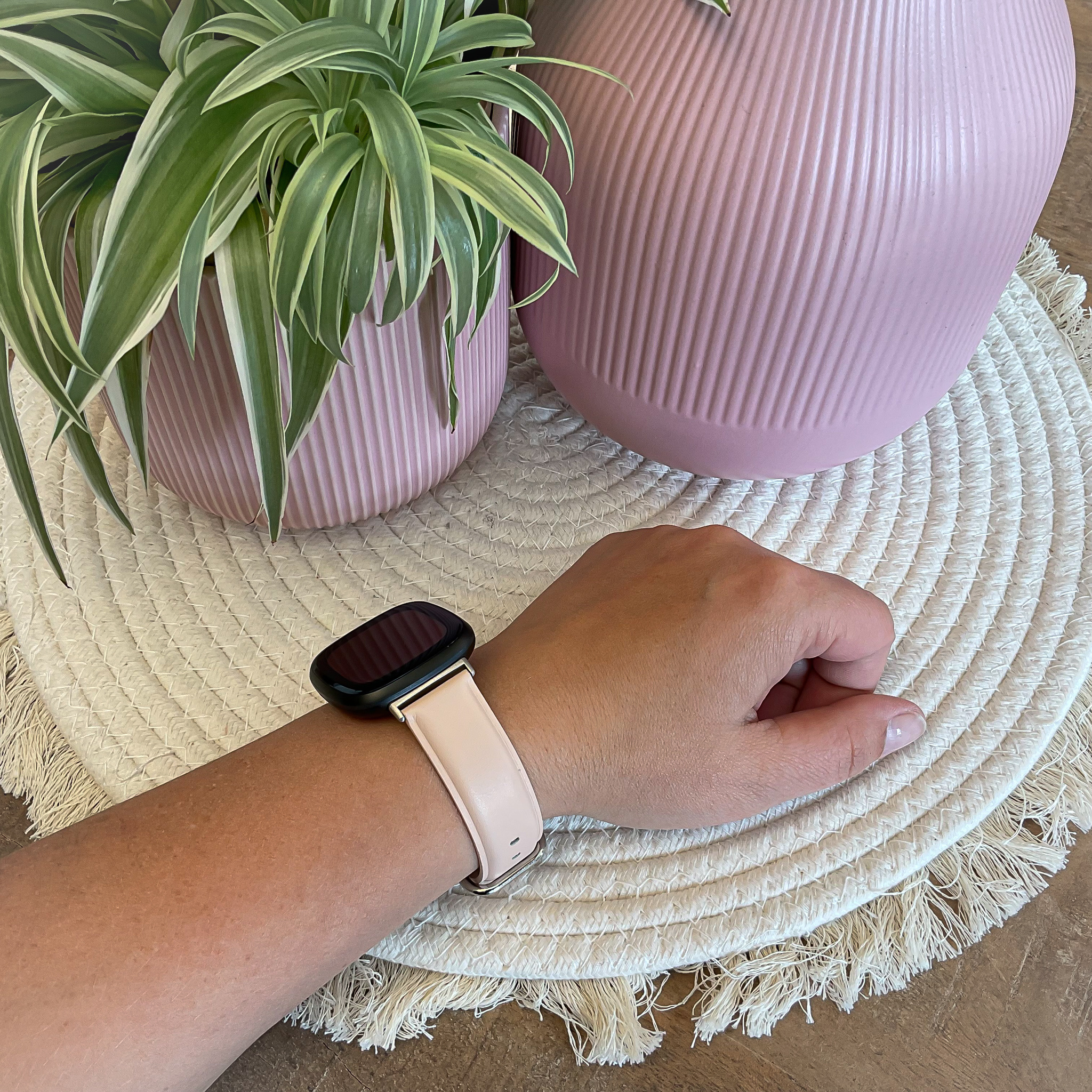 Bracelet en cuir Fitbit Versa 3 / Sense - rose