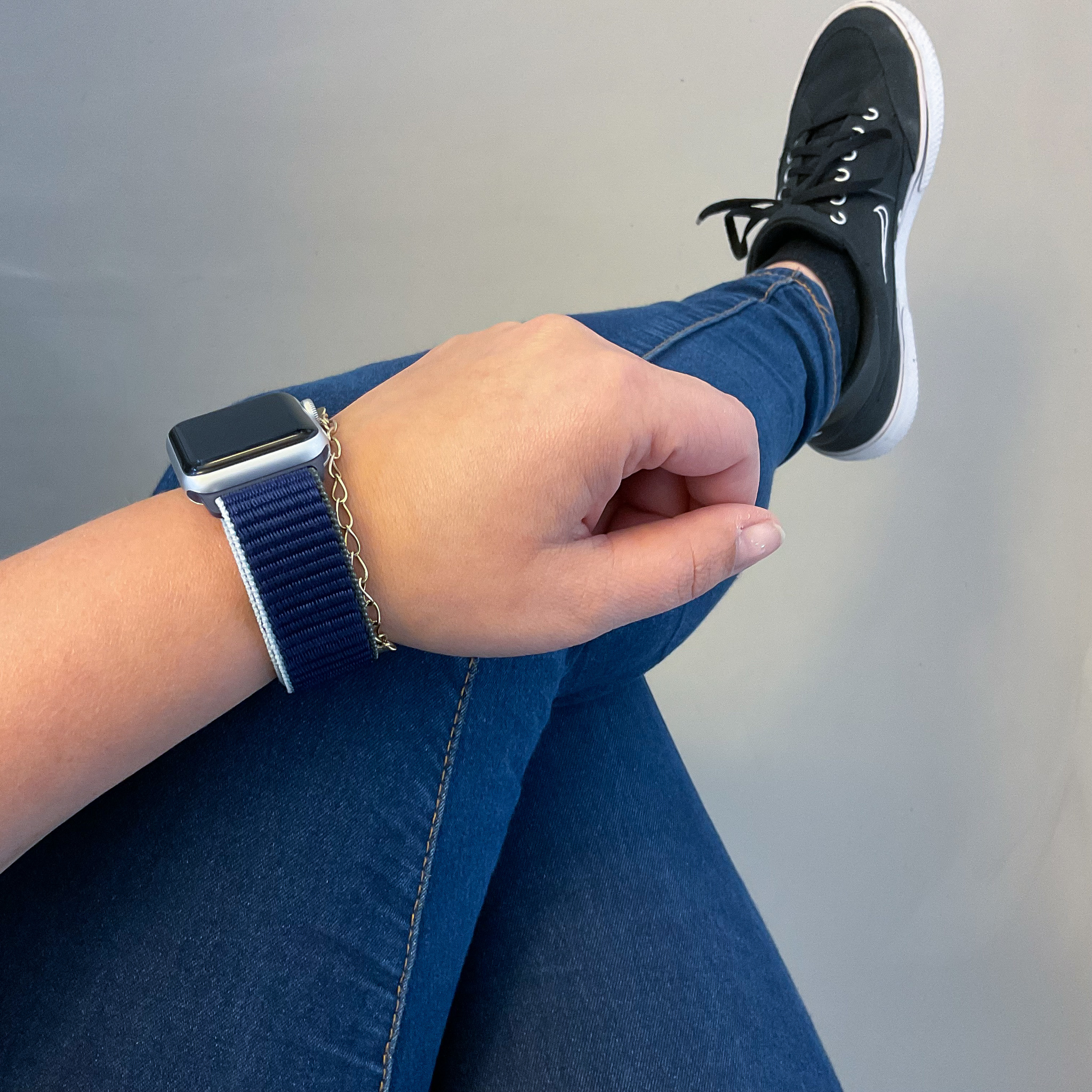 Bracelet boucle sport en nylon Apple Watch sportif - bleu marine
