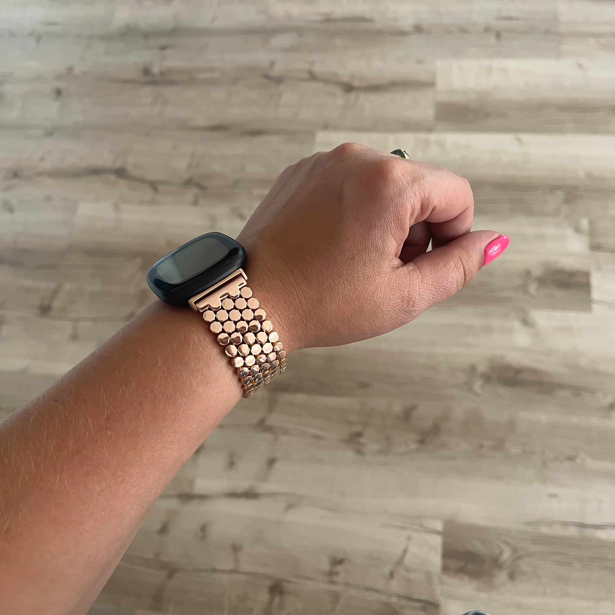 Bracelet acier poisson Fitbit Versa 3 / Sense - or rose