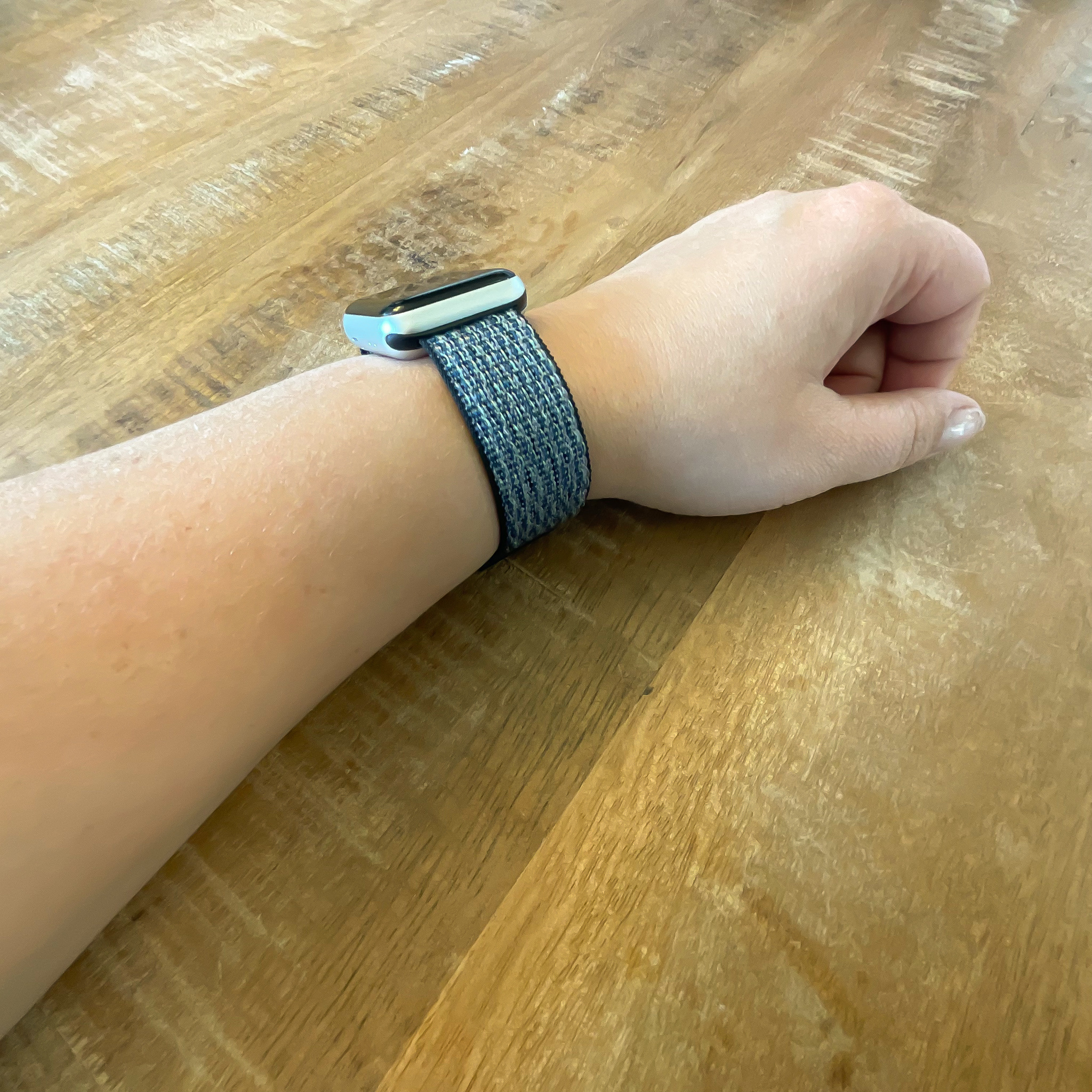 Bracelet boucle sport en nylon Apple Watch sportif - gris orageux